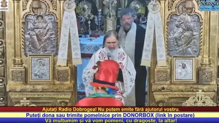 Scenă surprinzătoare la Arhiepiscopia Tomisului. Un clovn a îngenuncheat în fața Înaltpreasfințitului Teodosie