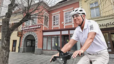 Klaus Iohannis are de plătit 929.000 de euro la ANAF pentru chiriile încasate pe casa din Sibiu. Fostul președinte nu va fi executat silit, iar Fiscul nu a înregistrat nici dreptul de proprietate asupra imobilului din Sibiu