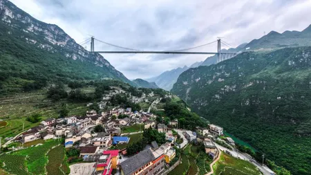 Italia construiește cel mai lung pod din lume, iar China cel mai înalt. Cu ce se confruntă proiectele