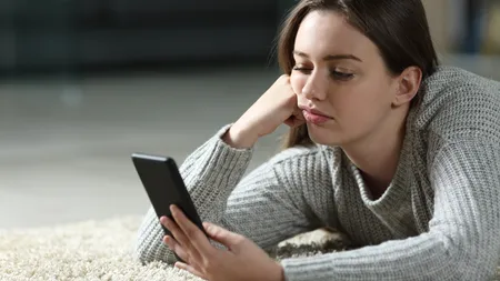 O treime din Generația Z aleg să stea închiși în casă. Motivul te va surprinde!