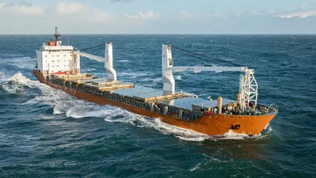 Atac asupra unui vas comercial în Golful Aden: autoritățile investighează implicarea rebelilor Houthi