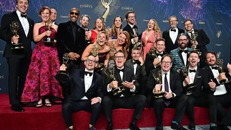 Premiile Emmy 2025: Serialele „Adolescence” și „The Pitt” sunt în centrul atenției. Cine sunt câștigătorii din categoriile principale