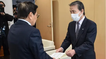 Caz șocant în Japonia. Un fost primar acuzat de hărțuire sexuală de 99 de ori a fost ales consilier local