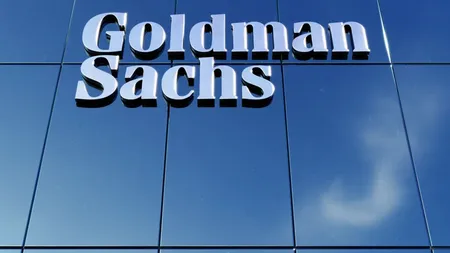 Inteligența artificială începe să înlocuiască angajații din domeniul bancar. Goldman Sachs anunță un prim val de concedieri