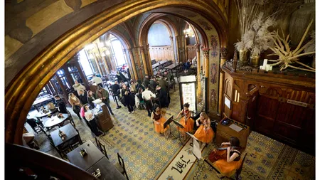 Cât costă să faci Revelionul la Caru’ cu Bere sau Hanu’ Berarilor. Aproape 1000 de români au făcut deja rezervări