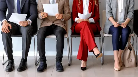 ANOFM: Angajatorii oferă 31.620 de locuri de muncă în România, dintre care 15.784 sunt pentru cei fără studii
