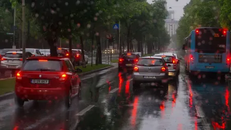 Transportul public din București, redus din cauza inundațiilor. Bujduveanu: „Evitați pasajele și deplasările inutile”