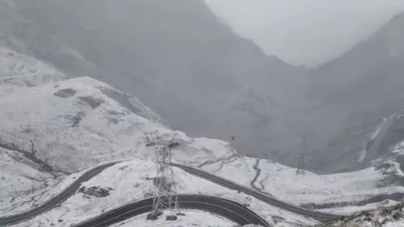 Strat de zăpadă de 7 cm la Bâlea Lac, care ar putea ajunge la 30-40 cm. ANM emite cod portocaliu