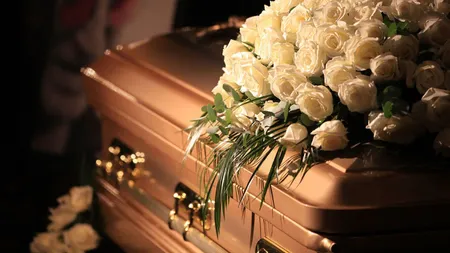 Scumpiri în lanț la serviciile funerare din Sibiu în 2026. Taxele cresc, ajutorul de înmormântare rămâne sprijinul principal