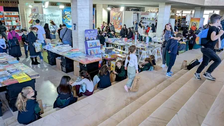 Începe târgul de carte Gaudeamus, la Craiova, ediție desfășurată la Teatrul Național ''Marin Sorescu''