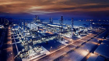 O mare rafinărie din Emirate, închisă preventiv. Saudi Aramco avertizează că războiul ar putea provoca o catastrofă pe piața petrolului