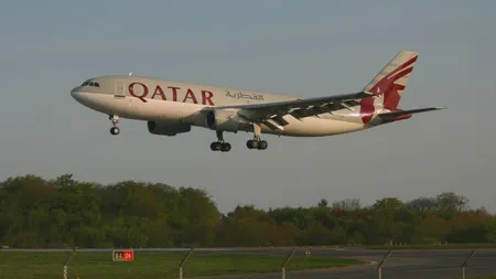 Qatar Airways reia zborurile speciale din Doha către capitalele europene după perturbările traficului aerian