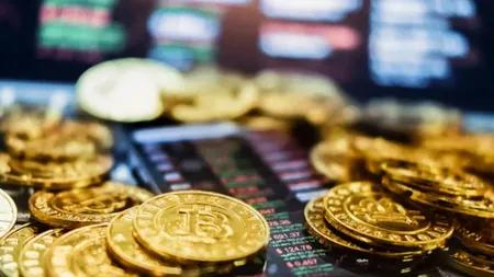Guvernul României reglementează piața cripto. Autorizare obligatorie, taxe noi și sancțiuni penale