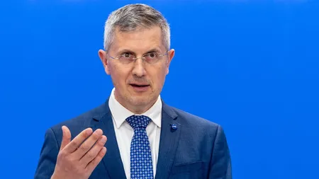 Dan Barna, europarlamentarul USR, audiat la DNA în dosarul achizițiilor de vaccinuri anti-COVID