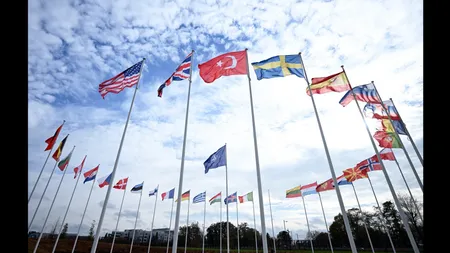 Summitul NATO de la Ankara începe marți. Nicușor Dan reprezintă România, iar agenda include apărarea colectivă și sprijinul pentru Ucraina
