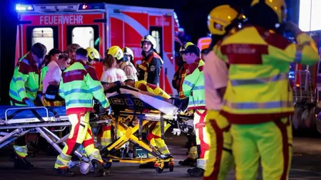 Un mort și 17 răniți după ce un vehicul a intrat în mulțime la festivalul Christopher Street Day din Berlin