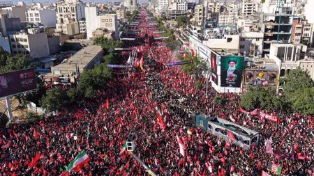 Iran - milioane de persoane au participat la funeraliile lui Ali Khamenei la Mashhad