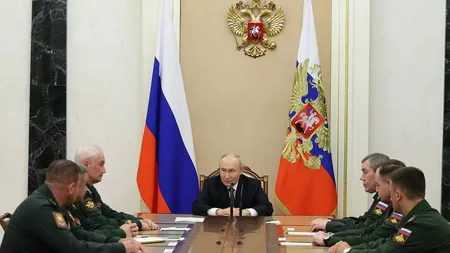 Vladimir Putin a anunțat miercuri o amplă remaniere la vârful armatei ruse, și a numit noi comandanți operaționali pentru războiul din Ucraina