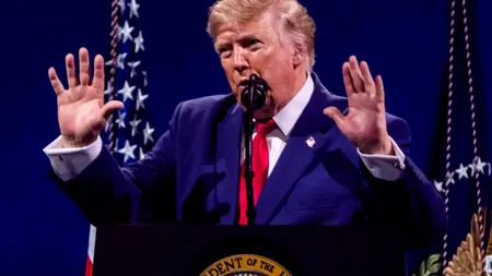 Bărbat înarmat, arestat înaintea vizitei lui Donald Trump la terenul său de golf din California