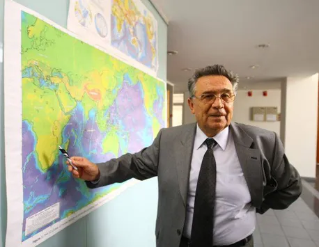 Gheorghe Mărmureanu: Există posibilitatea ca roiul de cutremure să migreze spre Banat