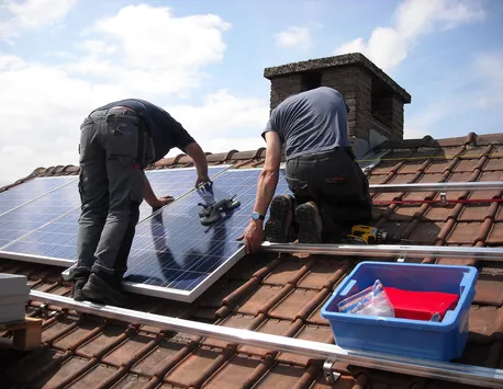 Fondul Regiunii Nord-Est în Programul Casa Verde Fotovoltaice, epuizat în 5 minute