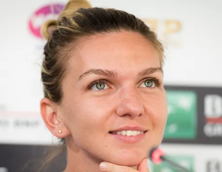 Simona Halep, prima reacţie după victoria cu Danka Kovinic. Urmează Alize Cornet în „optimi”
