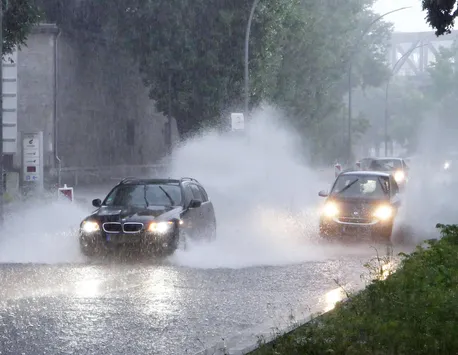 Furtună APOCALIPTICĂ în Germania. O persoană a decedat şi peste 60 au fost rănite VIDEO