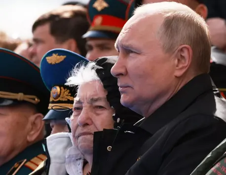 Cât cheltuieşte Rusia zilnic pe războiul din Ucraina şi cât încasează din petrol şi gaze