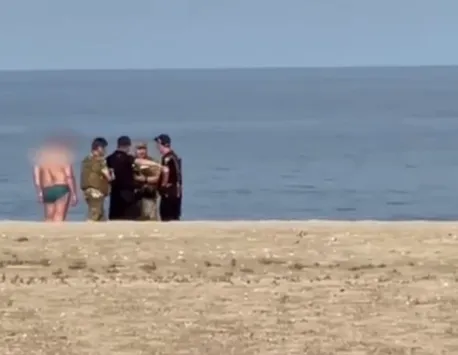 Doi morţi după explozia unei mine de război pe o plajă din Odesa – VIDEO