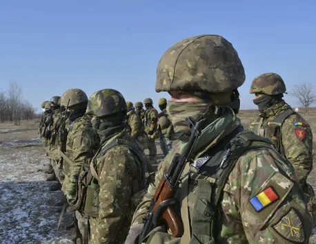 Războiul din Ucraina a dublat numărul demisiilor din Armată română