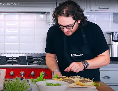 Plăcintă de berbecuț, rețeta de Paște a lui chef Florin Dumitrescu