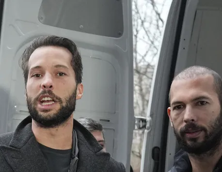 Lovitură pentru frații Tate! Andrew şi Tristan rămân în arest. Decizia este definitivă