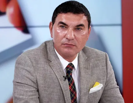Cristi Borcea a cedat și a anunțat ‘despărțirea’: „Din cauza asta au avut loc divorțurile, dar și operația”
