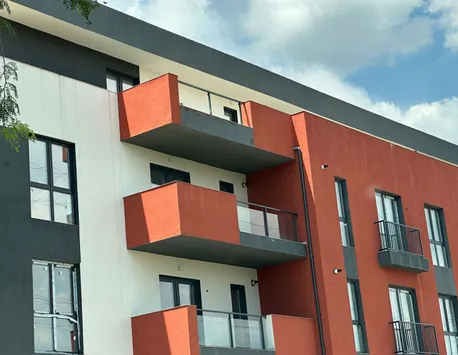 ANAF scoate la licitaţie un apartament la un preţ de nerefuzat. Trei camere şi terasa cât o garsonieră, la preţ de două camere