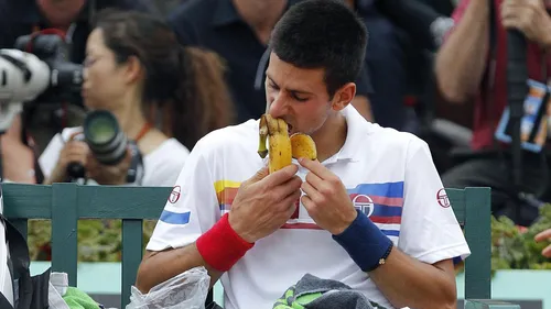Dieta lui Novak Djokovic! De ce îşi începe fiecare zi cu un pahar de apă caldă cu lămâie