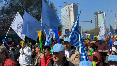 Protest în fața Guvernului. Sindicaliști: ”Lucrătorii din România nu mai vor să fie cobaii experimentelor fiscale!”