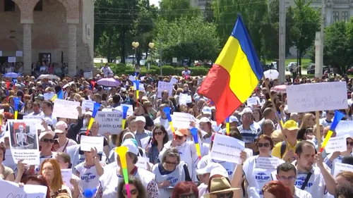 Surse: Membrii AUR, infiltrați pe grupurile din educație în ultimele zile. Care este miza