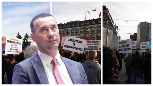 Protest de amploare în fața CJ împotriva lui Iulian Dumitrescu. „La pușcărie”, „Pleacă de la Prahova, te aşteaptă Rahova”