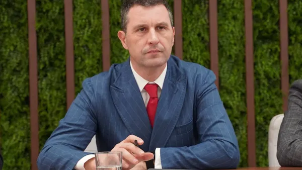 Ministrul Finanțelor, Tánczos Barna, dezvăluie CINE va decide măsurile de tăiere a cheltuielilor publice. ”Există un scenariu cu foarte multe măsuri într-un pachet”