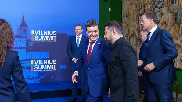 Volodimir Zelenski dezvăluie ce a vorbit luni cu Nicușor Dan. ”Se poate baza pe sprijinul continuu”. Concluziile președintelui României VIDEO
