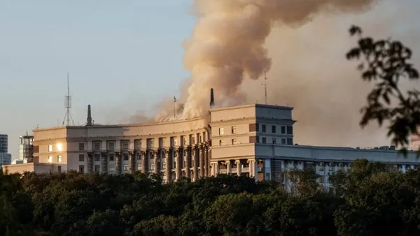 Rusia a lansat 805 drone în Ucraina peste noapte, în cel mai mare atac de acest tip de la începutul războiului. Clădirea Guvernului ucrainean, cuprinsă de flăcări. Cel puțin doi morți la Kiev, printre care și un bebeluș