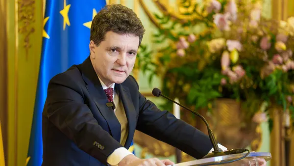 Nicușor Dan îi invită pe magistrați la dialog după ce peste 200 dintre aceștia au semnat o scrisoare de solidaritate cu judecătorii Laurențiu Beșu și Raluca Moroșanu