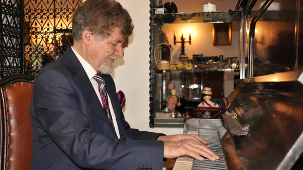 Jolt Kerestely a murit! Celebrul compozitor avea 91 de ani. Mesaje tulburătoare ale marilor artişti români: „Drum lin printre stele, domnu’ Joly!”