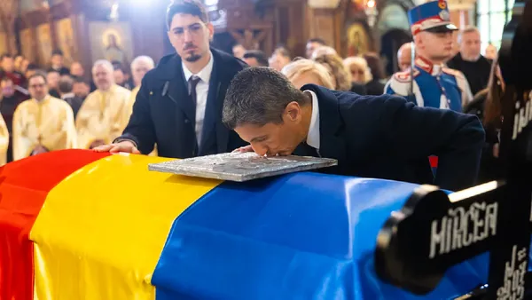 Răzvan Lucescu, în lacrimi lângă sicriul tatălui său. Discursul plin de durere și recunoștință, ca ultim omagiu pentru „Il Luce”