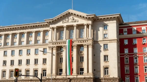 Bulgaria ne dă lecții și la austeritate! Guvernul anunță reducerea cu 10% a cheltuielilor cu salariile din sectorul bugetar și creșterea pensiilor cu 7,8%. Cum reușesc bulgarii?