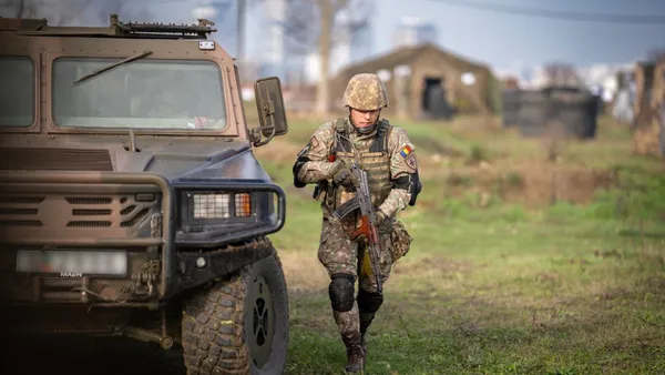 Ședința CSAT s-a încheiat, după peste trei ore de discuții. România își pregătește apărarea pentru următorii 20 de ani. CSAT a discutat și despre prezența militară americană în România