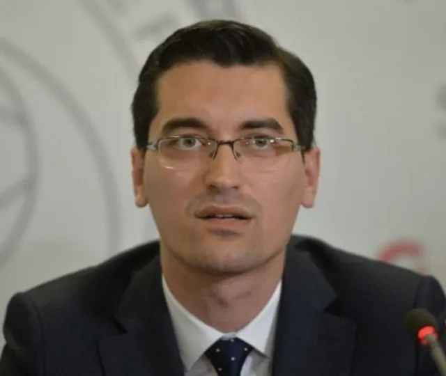 Răzvan Burleanu: „Steaua ar avea drept de promovare în Liga I dacă ar deveni societate comercială sportivă pe acţiuni”