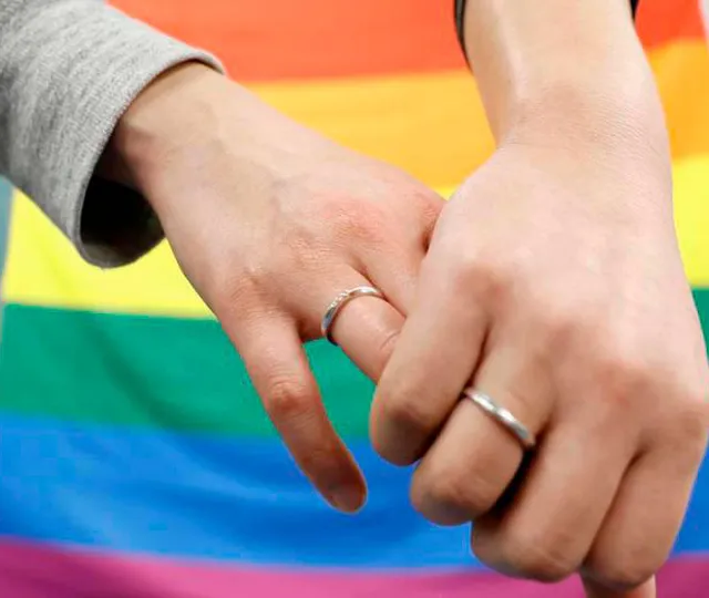 Legalizarea căsătoriilor între persoane de acelaşi sex se extinde spre Europa de Est. Prima ţară din regiune care a adoptat legea