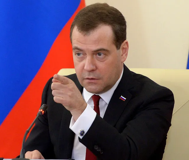 Dmitri Medvedev amenință Curtea de la Haga cu bombardamente: „O organizație mizerabilă. Priviți cerul!”