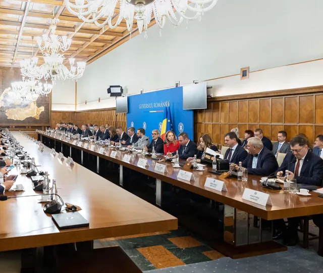 Anunţul momentului de la Guvern! Salariul minim creşte de la 1 octombrie la 3.300 de lei, iar cel în construcţii la 4.500 de lei
